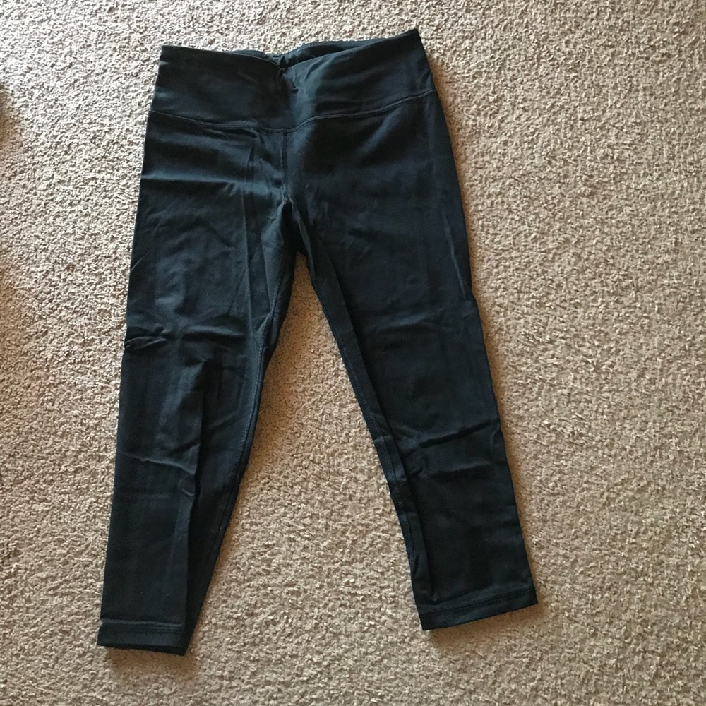 VSX workout Capri legging